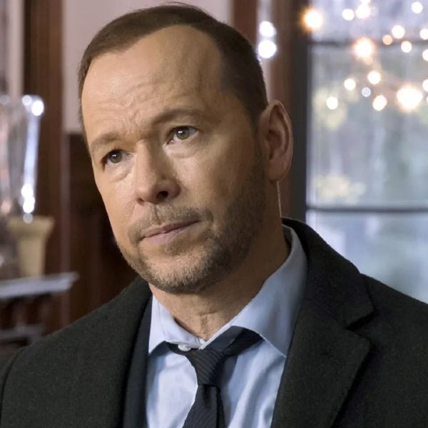 Enquanto casado com outra pessoa, Donnie Wahlberg engravidou sua namorada, Michelle Tomlinson; Ele a deixou após descobrir a gravidez e a deixou sozinha para criar seu precioso filho. Aqui estão alguns fatos intrigantes sobre a família Wahlberg.